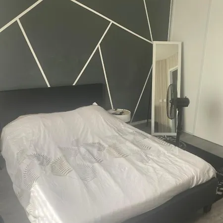 Room Homestay Sarge Les Le Mans